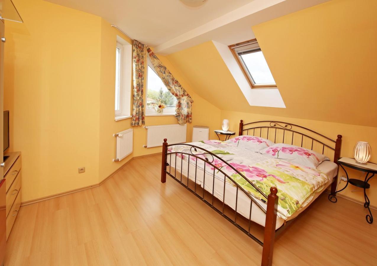 Villa Colete Otovice  Buitenkant foto
